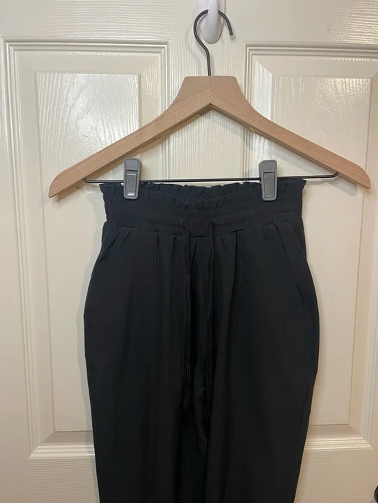 Abercrombie & Fitch Performance Joggers in Black XXS Short - Picture 3 of 8